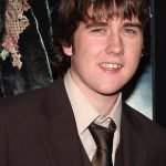 Cirkin-ordek-yavrusu-unluler-13-MATTHEW-LEWIS-Haberpop.com